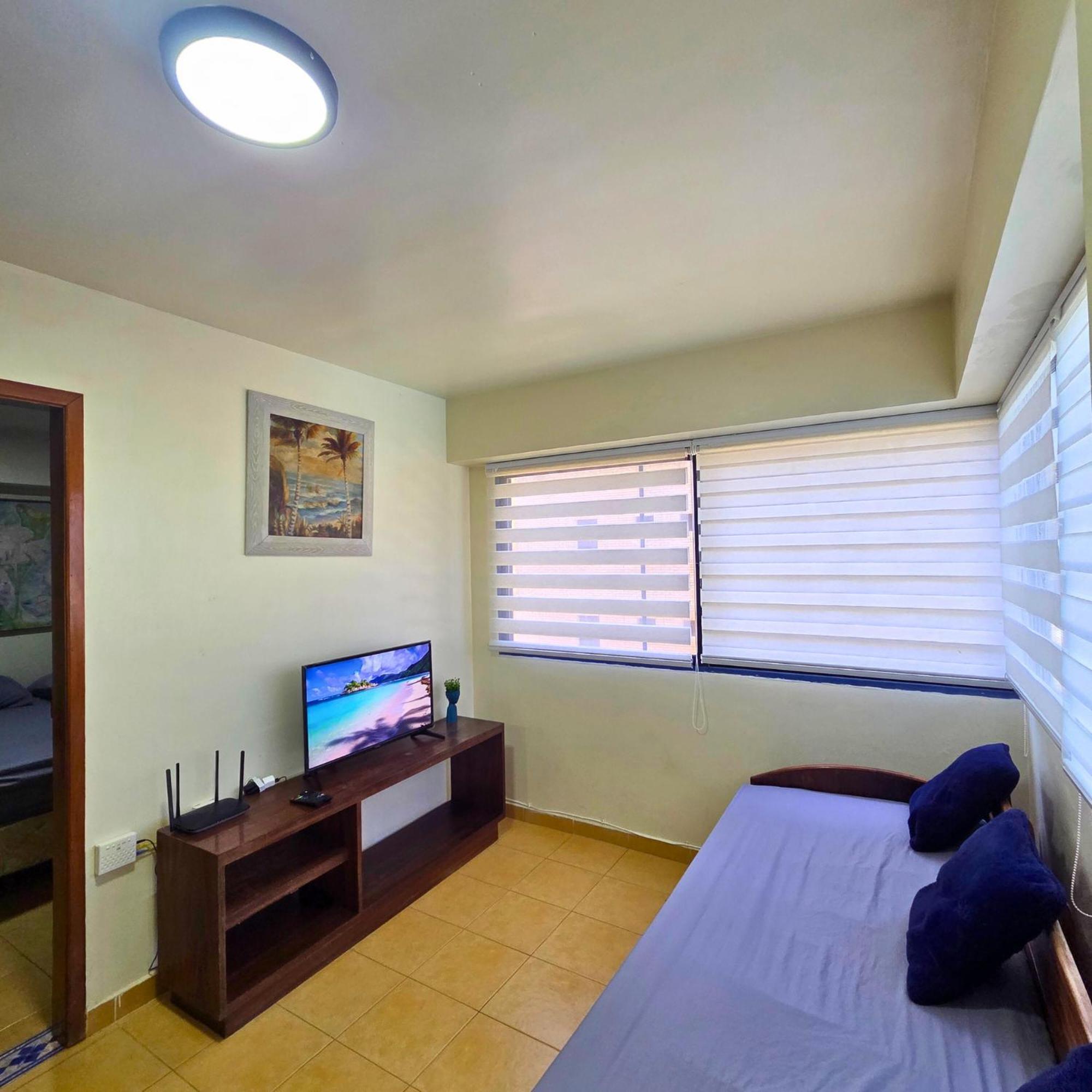 דירות Tucacas, Frente Al Mar, Piscina Y Playa Privada מראה חיצוני תמונה