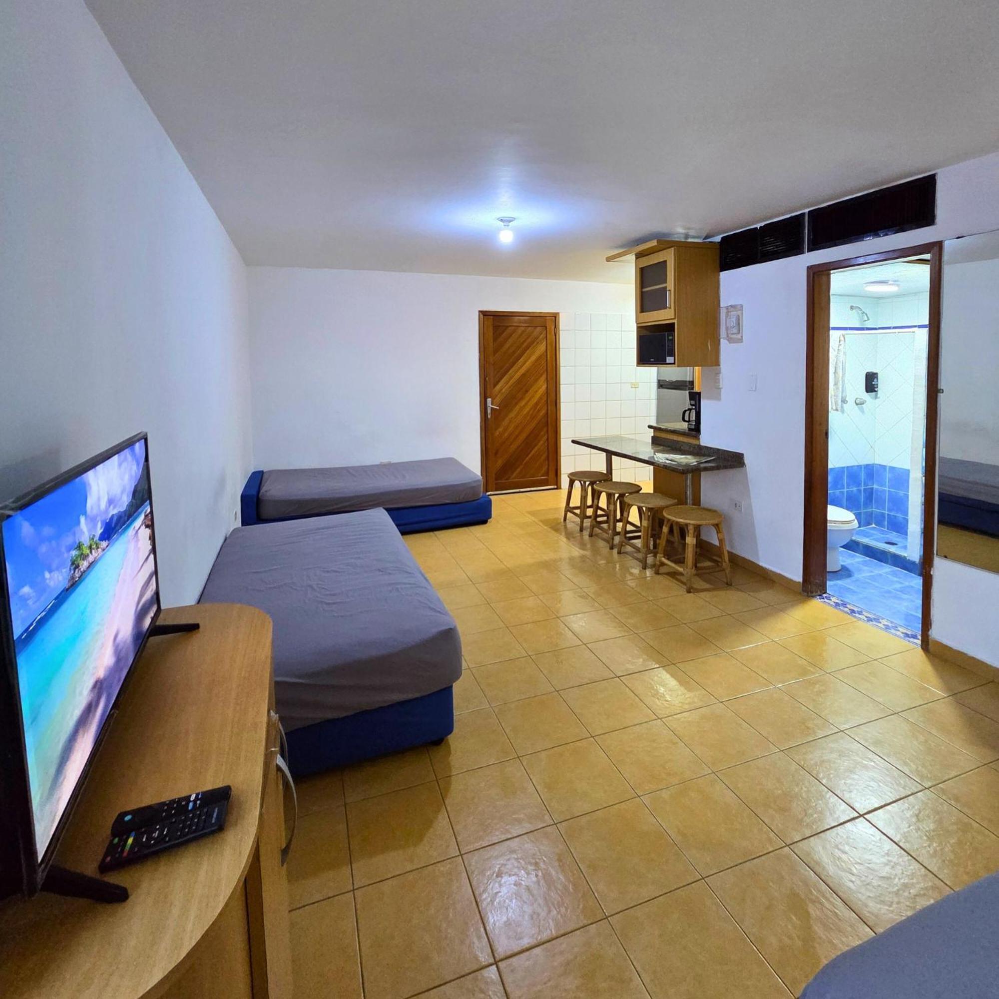 דירות Tucacas, Frente Al Mar, Piscina Y Playa Privada מראה חיצוני תמונה